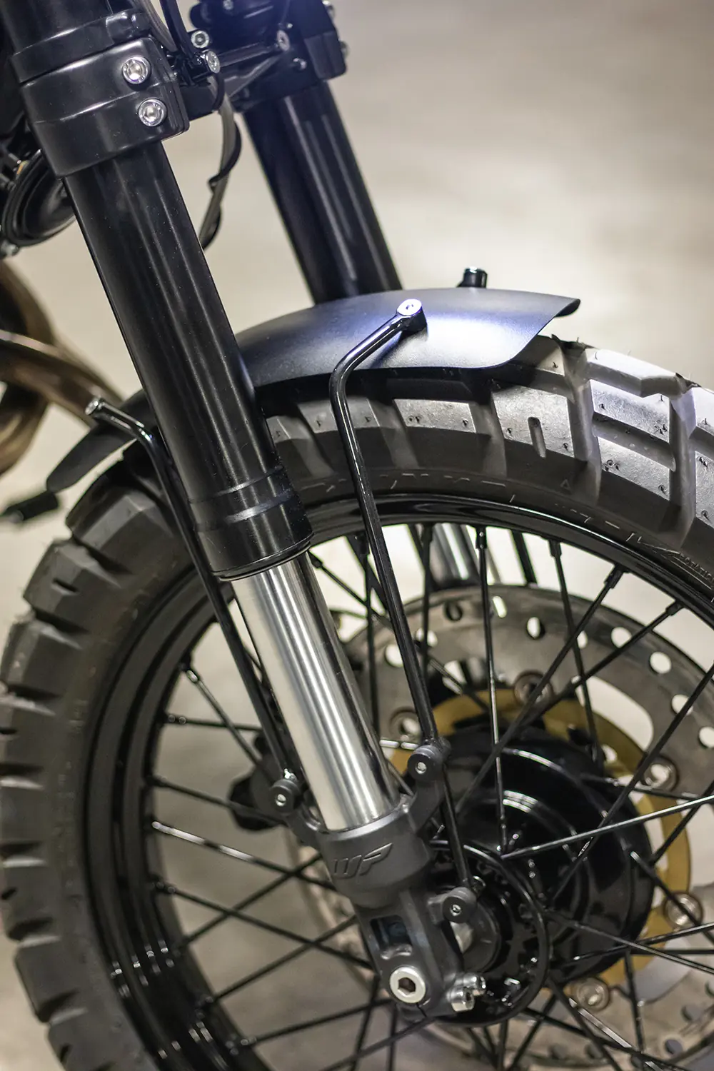 CM200-Scrambler-Catis-8