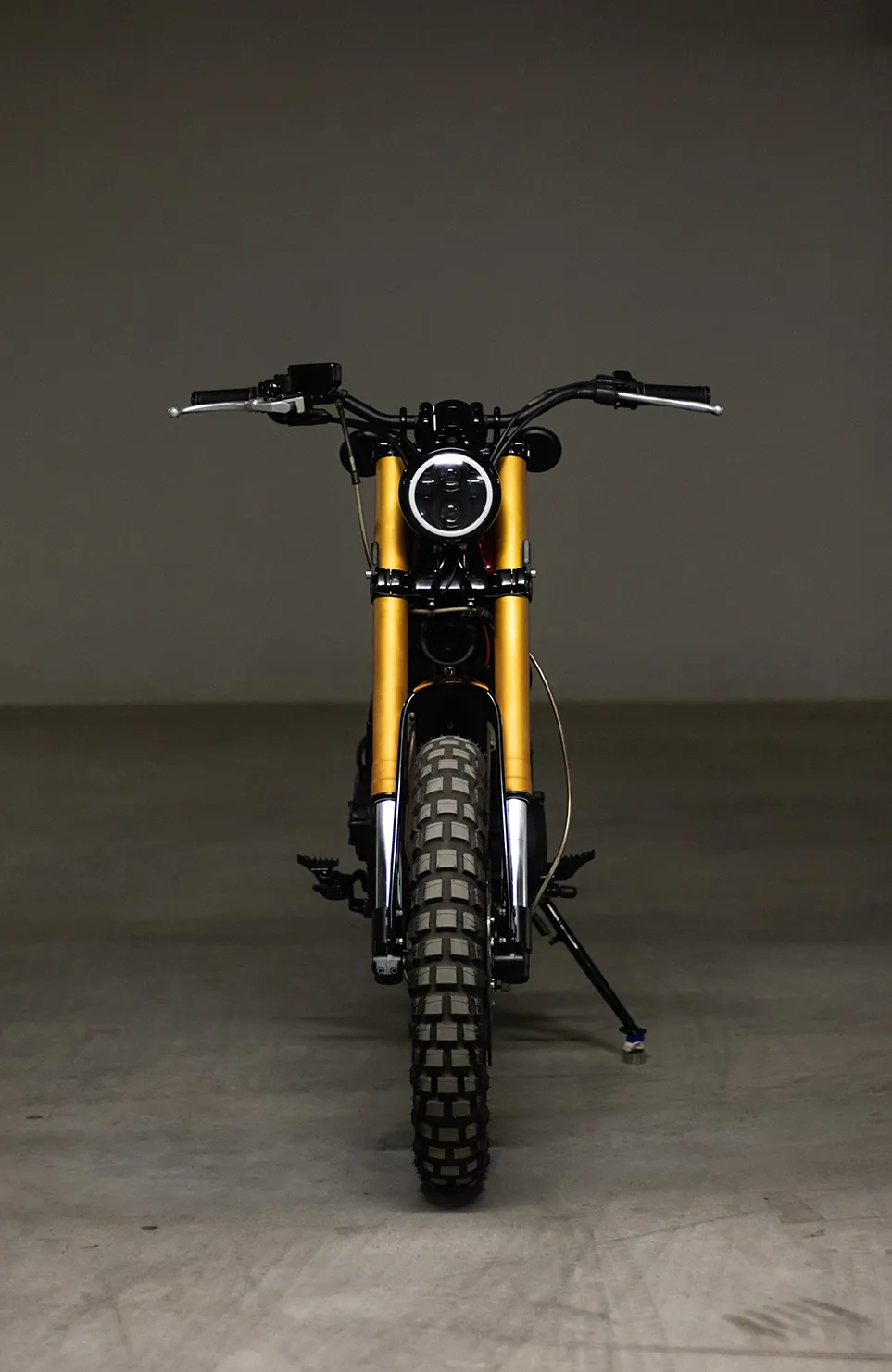 MX650-Scrambler-9